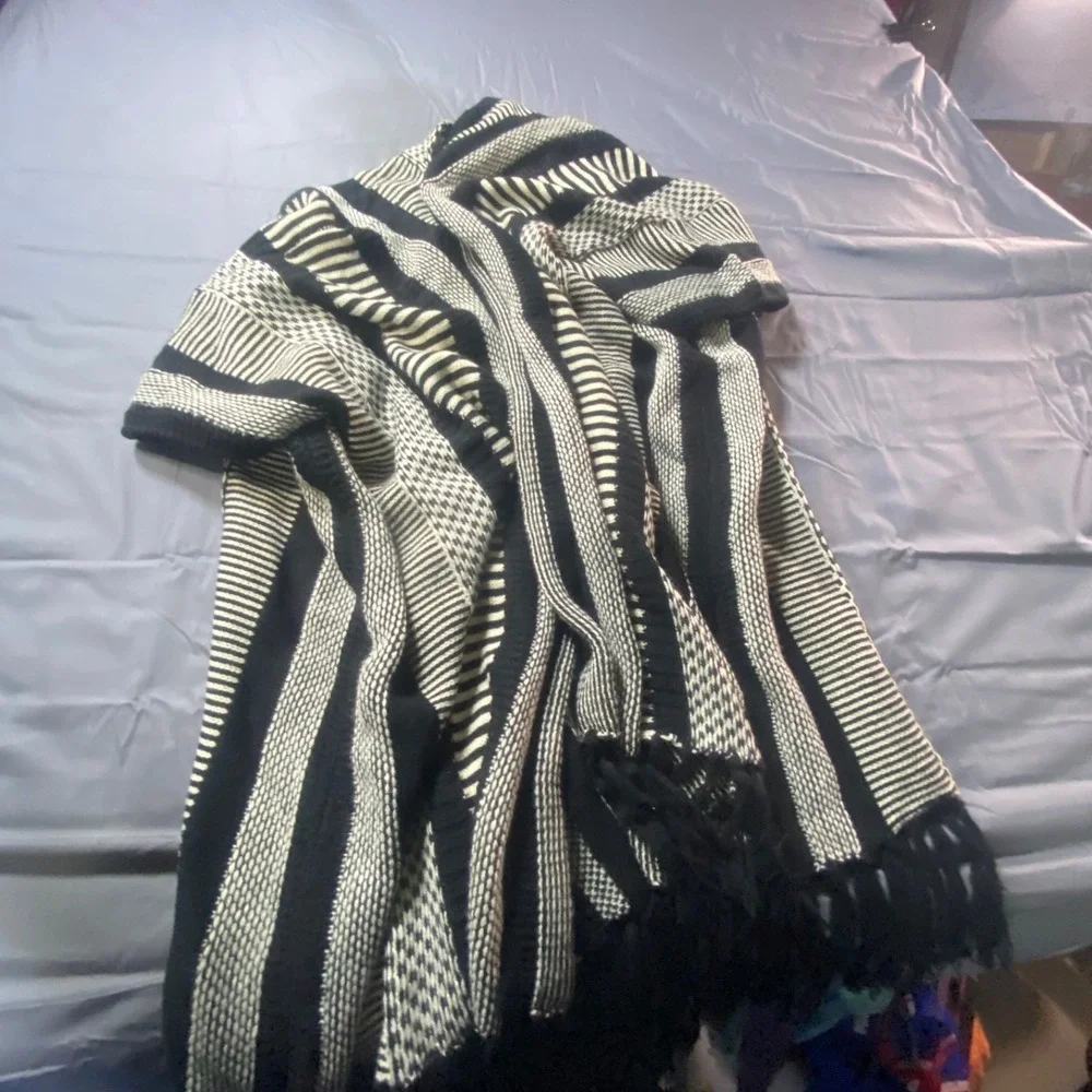 LOFT Black White Striped Fringe Knit Scarf Soft Winter Wrap Shawl Women's